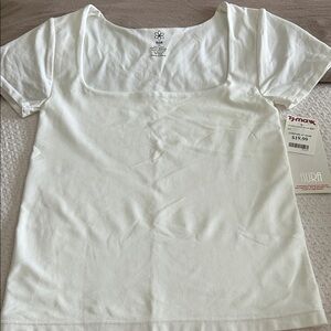 NWT Aura White Women's Top